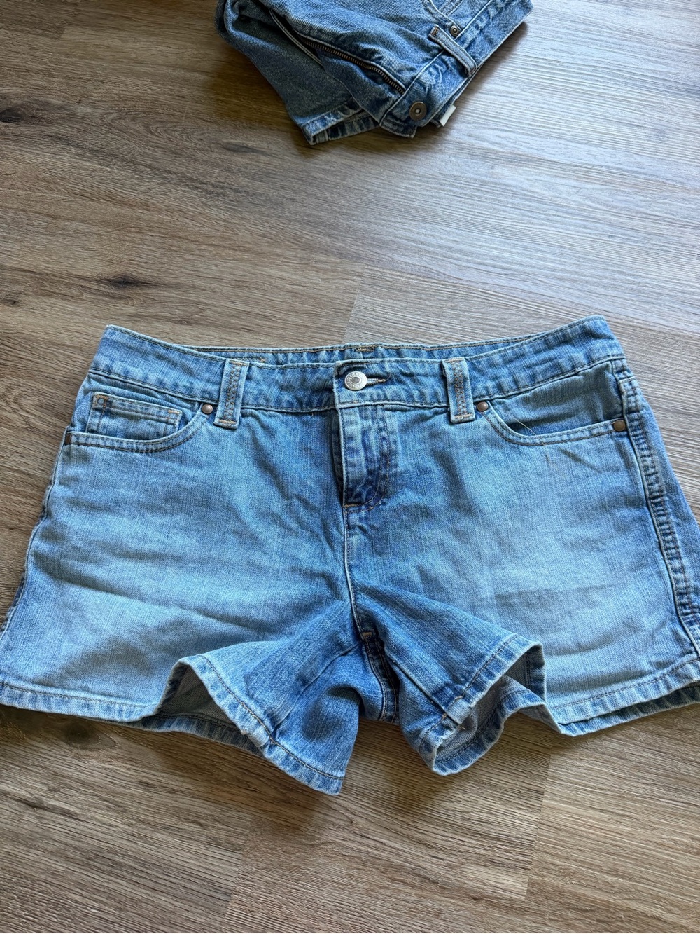 Vintage Tommy Hilfiger low rise Women's Shorts